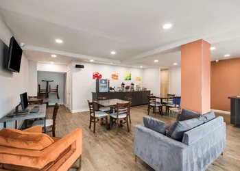Quality Inn Gastonia East hotel thumbnail 2
