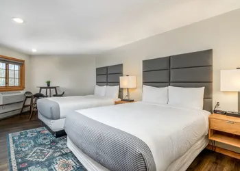 Grey Fox Inn hotel thumbnail 6