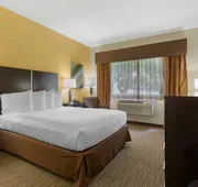 Best Western Plus The Four Corners Inn hotel detail image 7