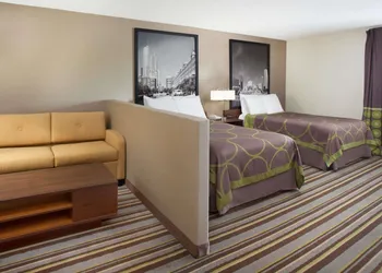 Super 8 by Wyndham Chicago/Rosemont/O'Hare/SE hotel thumbnail 8