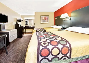 Super 8 by Wyndham Kissimmee/Maingate/Orlando Area hotel thumbnail 3