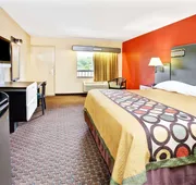 Super 8 by Wyndham Kissimmee/Maingate/Orlando Area hotel detail image 4