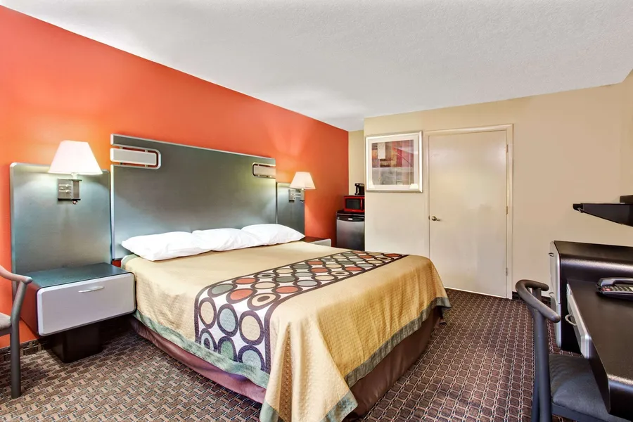 Super 8 by Wyndham Kissimmee/Maingate/Orlando Area hotel detail image 6