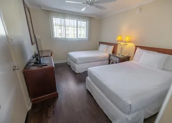Cal Mar Hotel Suites hotel thumbnail 4