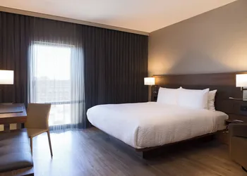 AC Hotel Kansas City Plaza hotel thumbnail 7