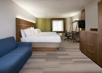 Holiday Inn Express New Orleans Downtown by IHG hotel thumbnail 4