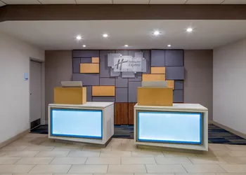 Holiday Inn Express New Orleans Downtown by IHG hotel thumbnail 2