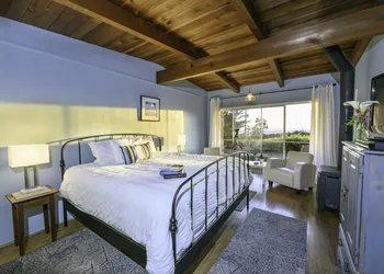 The Inn at Schoolhouse Creek hotel thumbnail 6