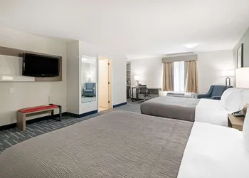 Quality Inn Lebanon - Hanover hotel thumbnail 8