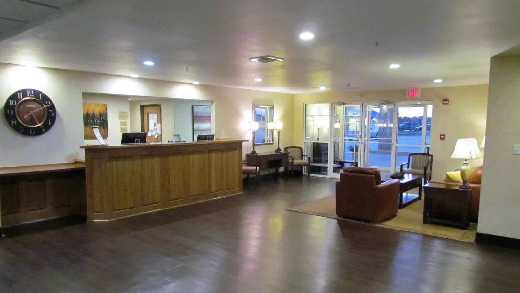 Oak Hill Inn & Suites hotel detail image 2