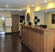 Oak Hill Inn & Suites hotel detail image 4
