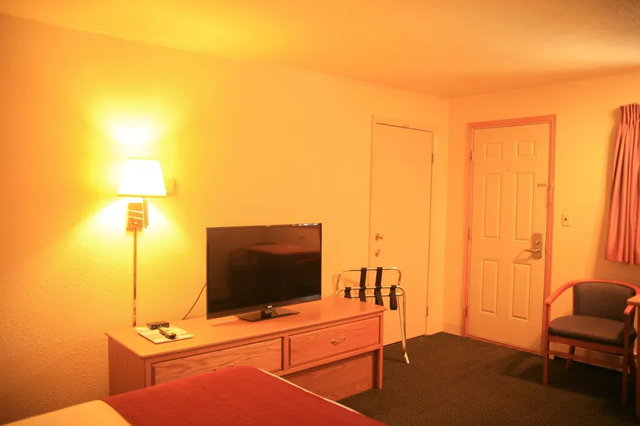 Econo Lodge Inn & Suites Montrose - Black Canyon Area hotel detail image 6