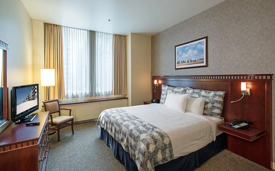 Le Square Phillips Hotel And Suites hotel detail image 6