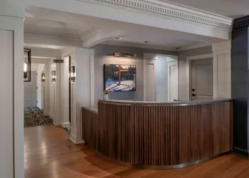 Portland Harbor Hotel hotel thumbnail 3