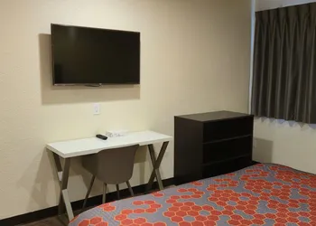 Grapevine Inn hotel thumbnail 4