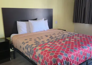 Grapevine Inn hotel thumbnail 8