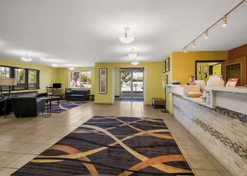 Americas Best Value Sandman Inn hotel thumbnail 4