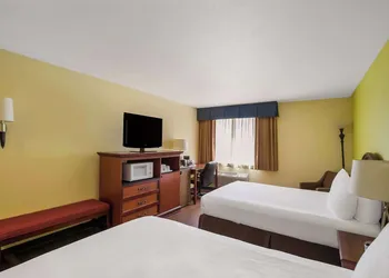 Americas Best Value Sandman Inn hotel thumbnail 7