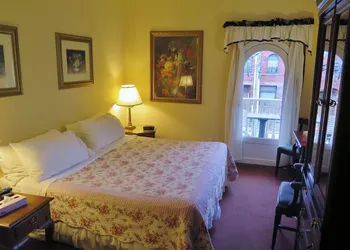 Madison Manor Boutique Hotel hotel thumbnail 6
