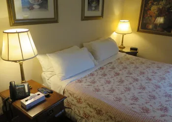 Madison Manor Boutique Hotel hotel thumbnail 7