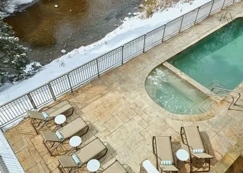 Austria Haus hotel thumbnail 4