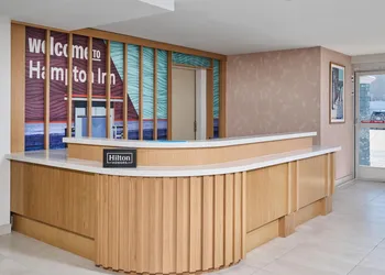 Hampton Inn & Suites Hermosa Beach hotel thumbnail 2