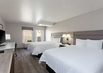 Hampton Inn & Suites Hermosa Beach hotel thumbnail 4