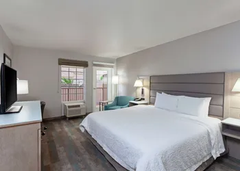 Hampton Inn & Suites Hermosa Beach hotel thumbnail 5