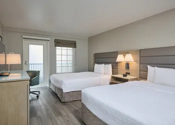 Hampton Inn & Suites Hermosa Beach hotel thumbnail 7