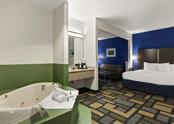 Best Western Galleria Inn & Suites hotel thumbnail 6