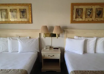 Parkside Inn Bridgeview hotel thumbnail 4