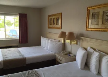 Parkside Inn Bridgeview hotel thumbnail 5