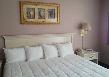 Parkside Inn Bridgeview hotel thumbnail 7