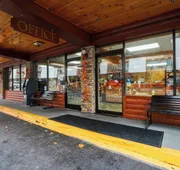 Quality Inn Creekside - Downtown Gatlinburg hotel detail image 5