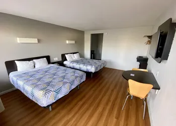 Motel 6 Delano, CA hotel thumbnail 4