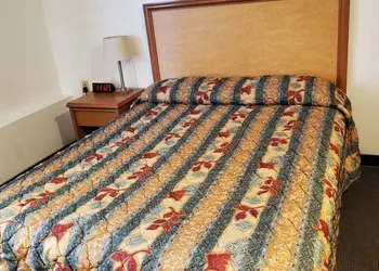 Apple Tree Inn hotel thumbnail 5