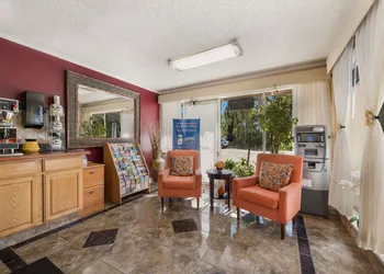 Rodeway Inn Flagstaff - Downtown hotel thumbnail 2