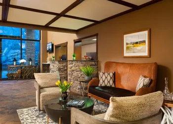 Meadowbrook Inn hotel thumbnail 2