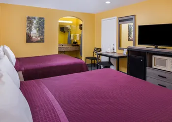 Americas Best Value Inn West Columbia hotel thumbnail 4
