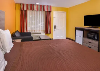 Americas Best Value Inn West Columbia hotel thumbnail 5