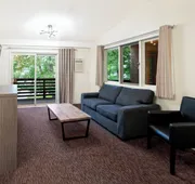 Bayshore Inn & Spa hotel detail image 7