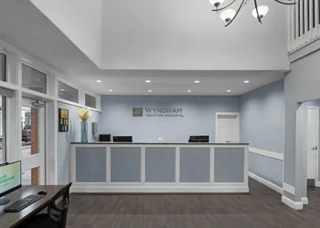 Club Wyndham Newport Onshore hotel thumbnail 5