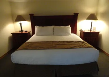 Meadow Lake Resort & Condos hotel thumbnail 8