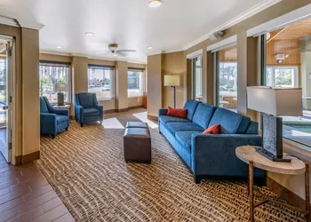 Comfort Inn Fontana hotel thumbnail 2