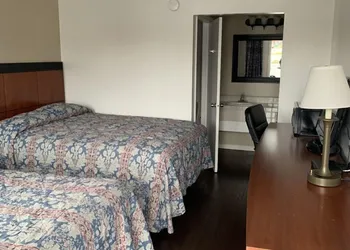 Economy Inn Monterey hotel thumbnail 6