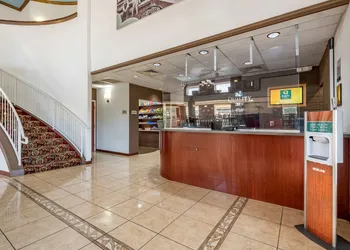 Quality Inn Zephyrhills - Dade City hotel thumbnail 3