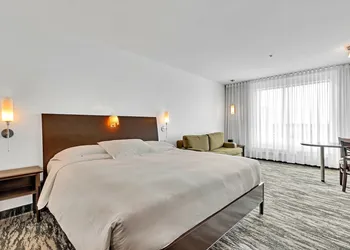 Hotel Mortagne hotel thumbnail 8