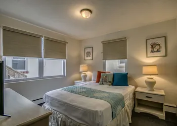 Daytona Inn And Suites hotel thumbnail 4
