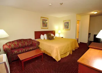 Niagara Lodge & Suites hotel thumbnail 7