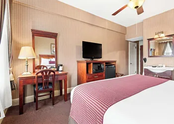 Genetti Hotel, SureStay Collection by Best Western hotel thumbnail 6